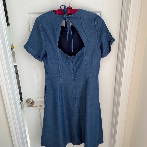 Banana Republic Jean Dress with Pockets - Size 10 - Picture 6 of 9